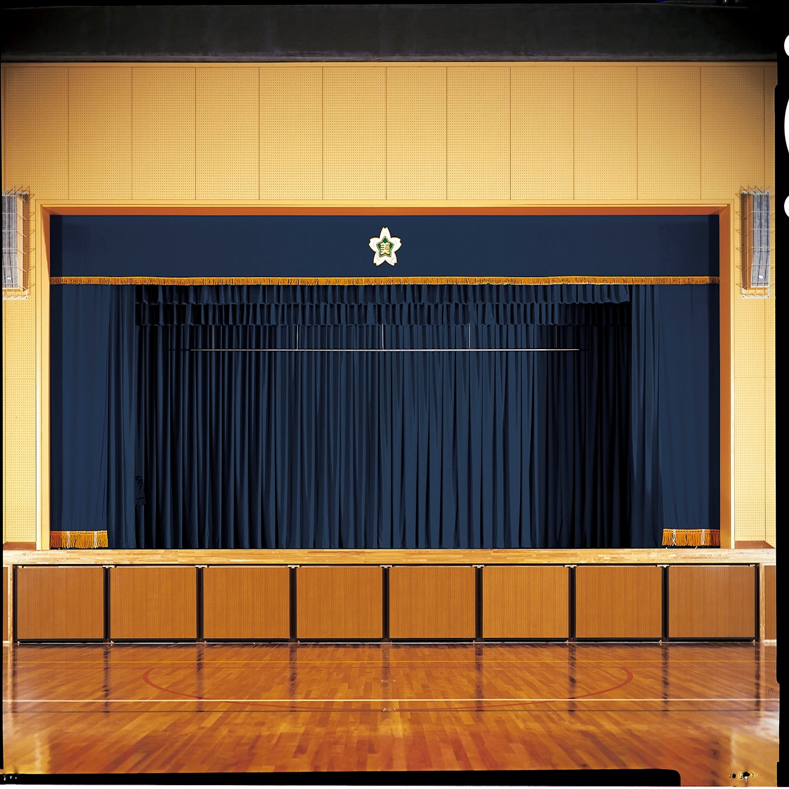 ニューナイトシティの画像です